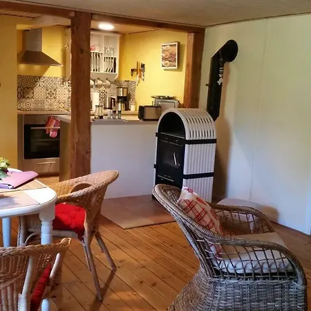 Auf Ruegen 아파트 *